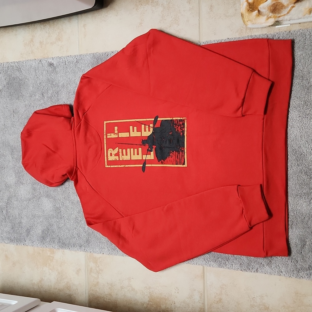 Reel Life Sweatshirt Hoodie Red XL Fisherman Graphic on Back - Picture 6 of 11